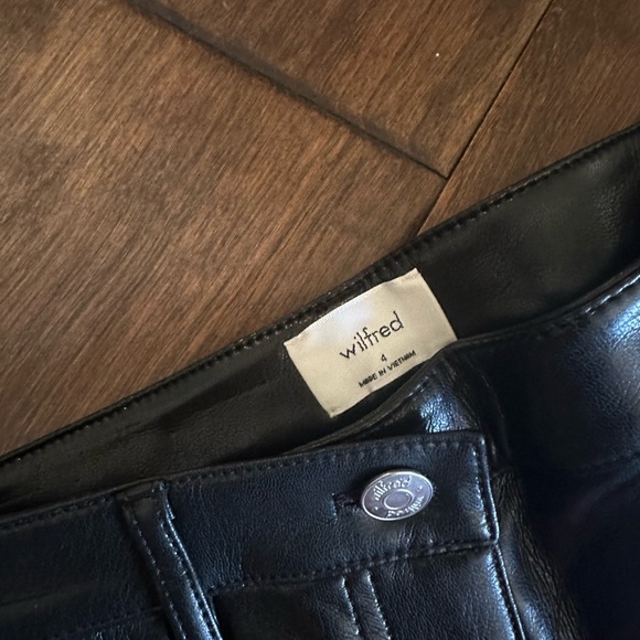 Aritzia Melina leather pant BRAND NEW WITH TAGS - Picture 4 of 4